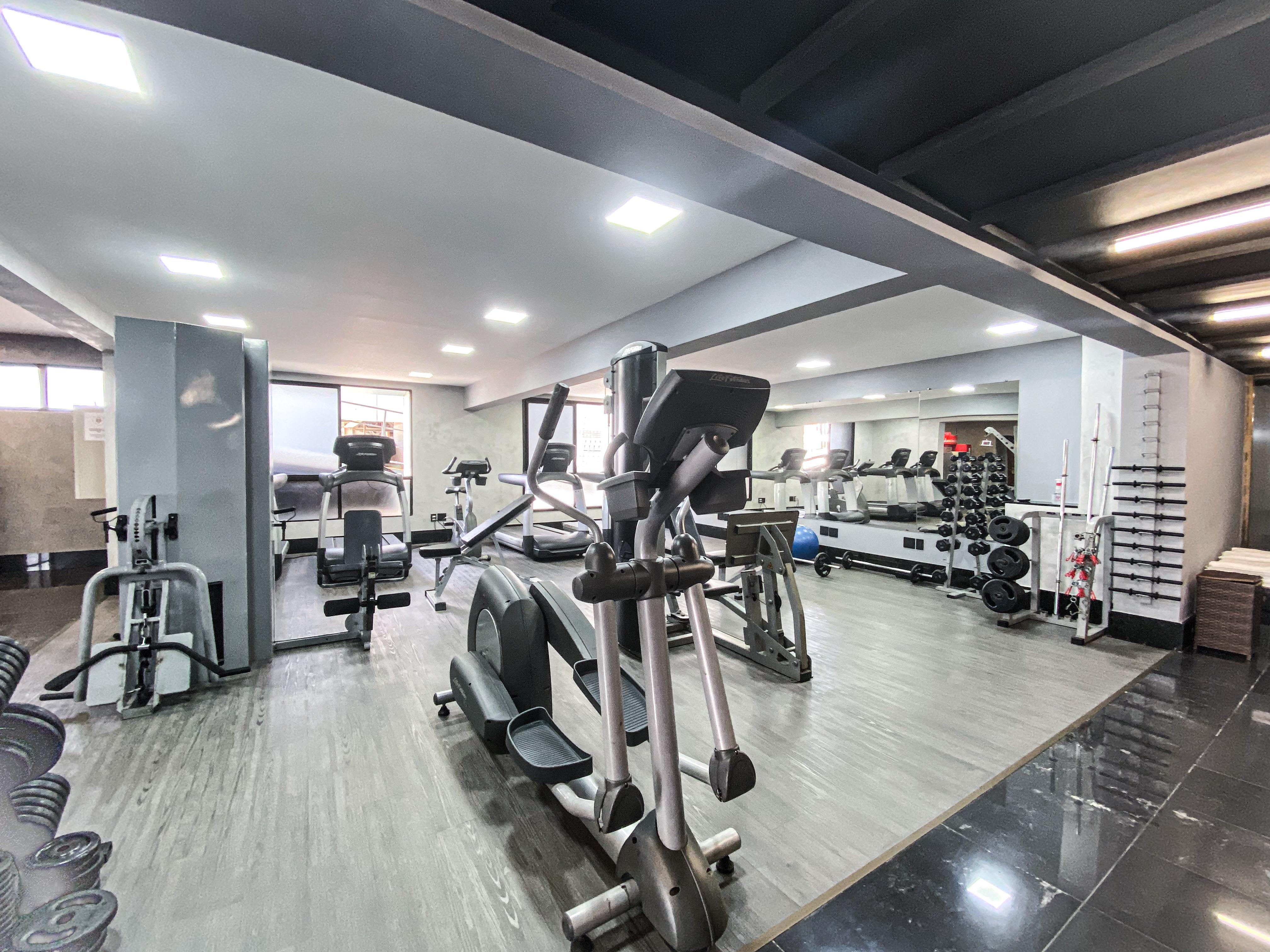 Ouro Minas Hotel Belo Horizonte, Dolce by Wyndham Eksteriør billede The gym at the hotel