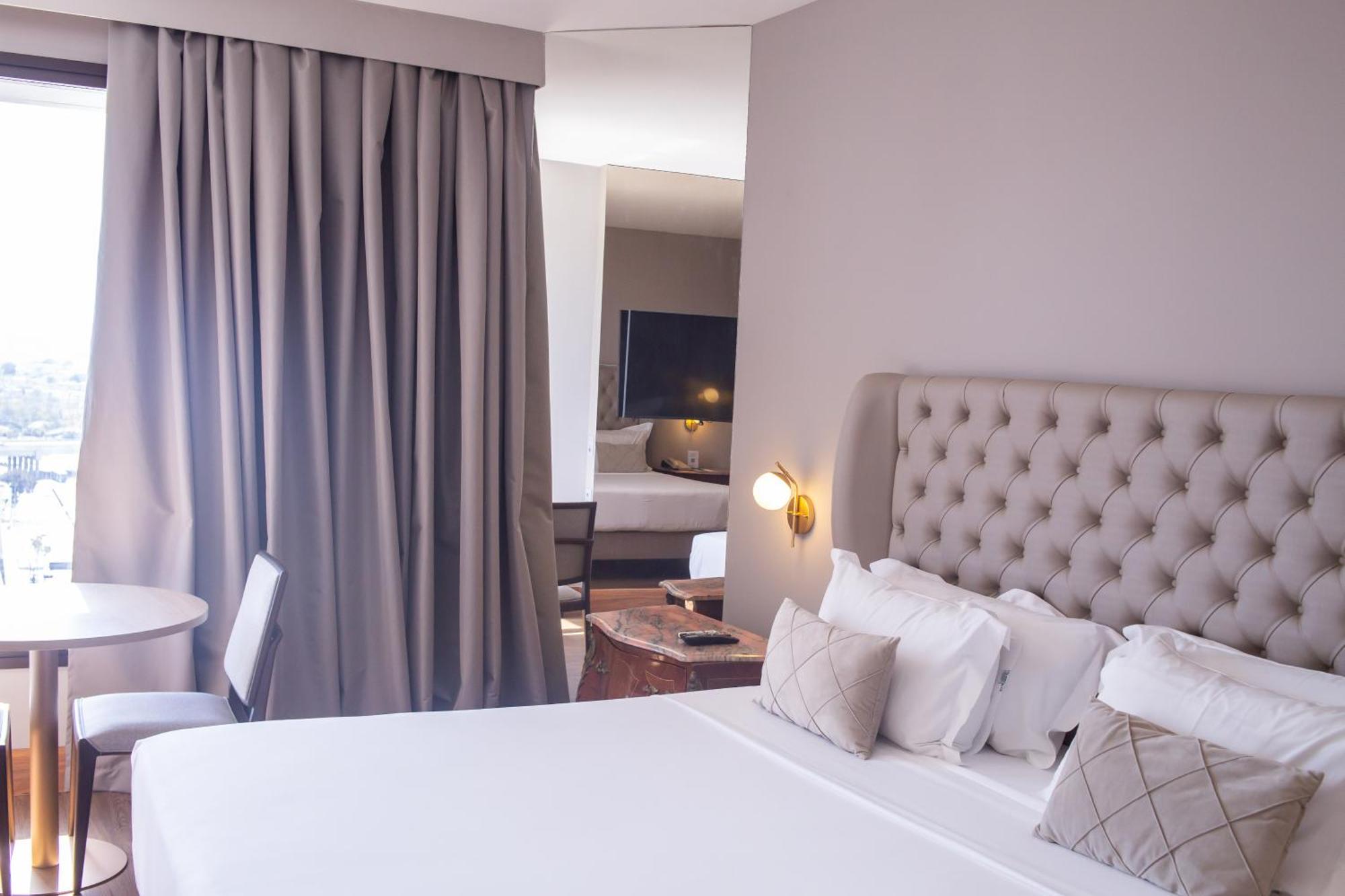 Ouro Minas Hotel Belo Horizonte, Dolce by Wyndham Eksteriør billede A bedroom at the hotel